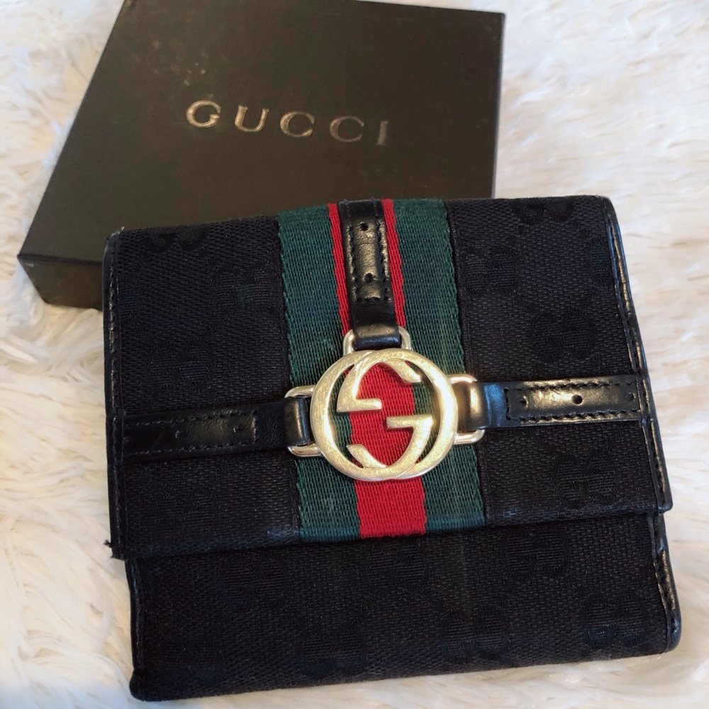 Authentic Preloved Gucci Wallet